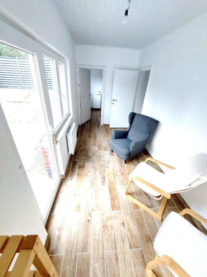 Studio Autonome Mont Saint Guibert Exterior foto
